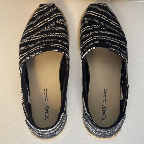 TOMS Alpargata Rope Flats Slip On Black Global Stripe Espadrille Women's 9.5 - Picture 3 of 12